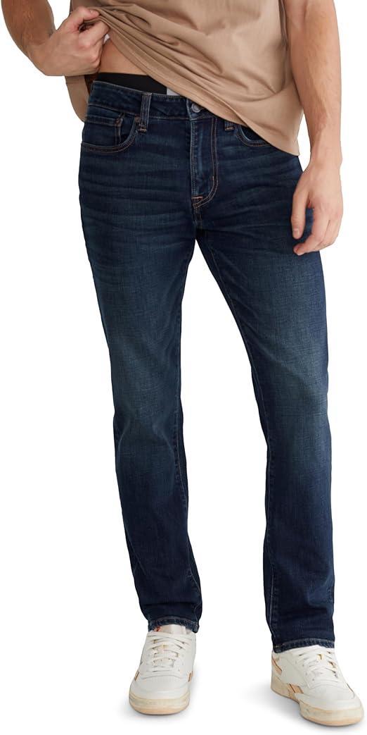 Visit the AEROPOSTALE Store Aeropostale Men's Regular Fit Jean